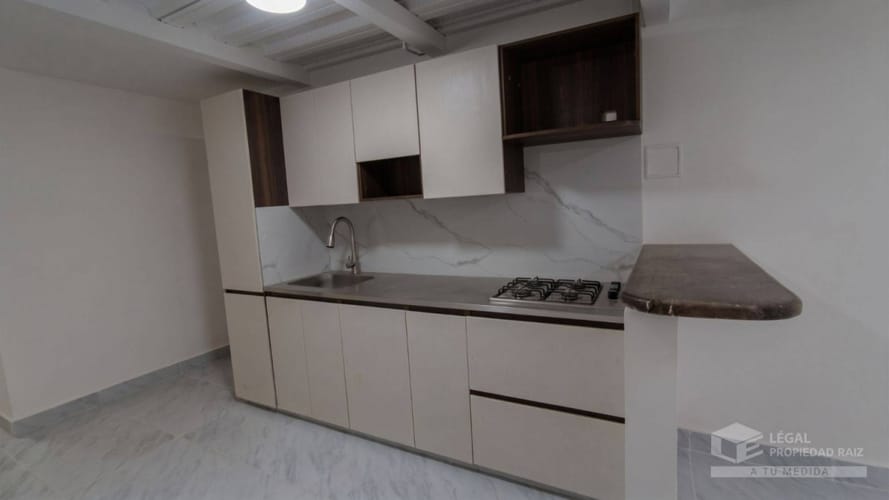 Apartamento de 2 alcobas en arriendo en Florencia, Medellín, 45 m² · foto 2 de 6