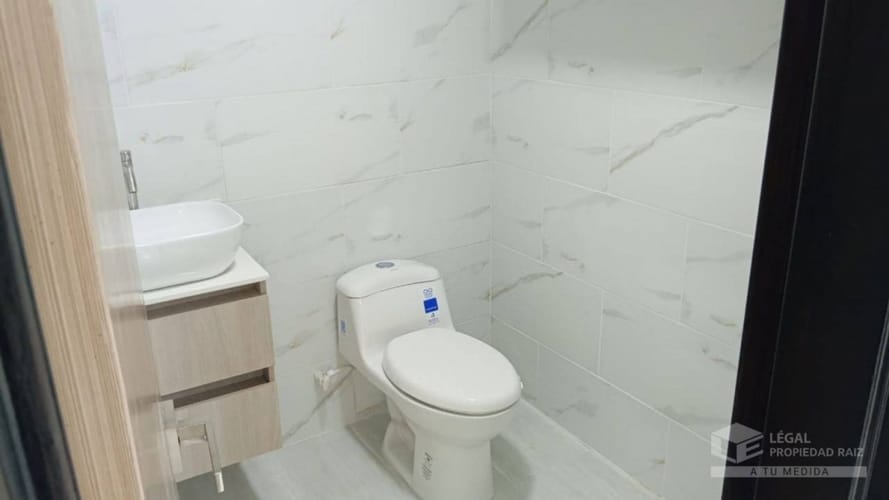 Oficina en arriendo en La Candelaria, Medellín, 58 m² · foto 3 de 6