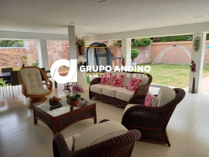 Casa de 4 alcobas en venta en Lagos Del Cacique, Bucaramanga, 500 m² · foto 14 de 24