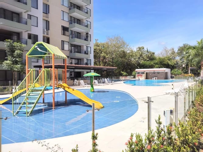 Apartamento de 3 alcobas en venta en Las Palmas, Ricaurte, 93 m² · foto 24 de 24