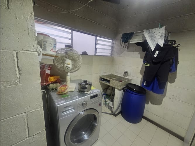 Casa de 3 alcobas en venta en Monteclaro, Medellín, 58 m² · foto 10 de 24
