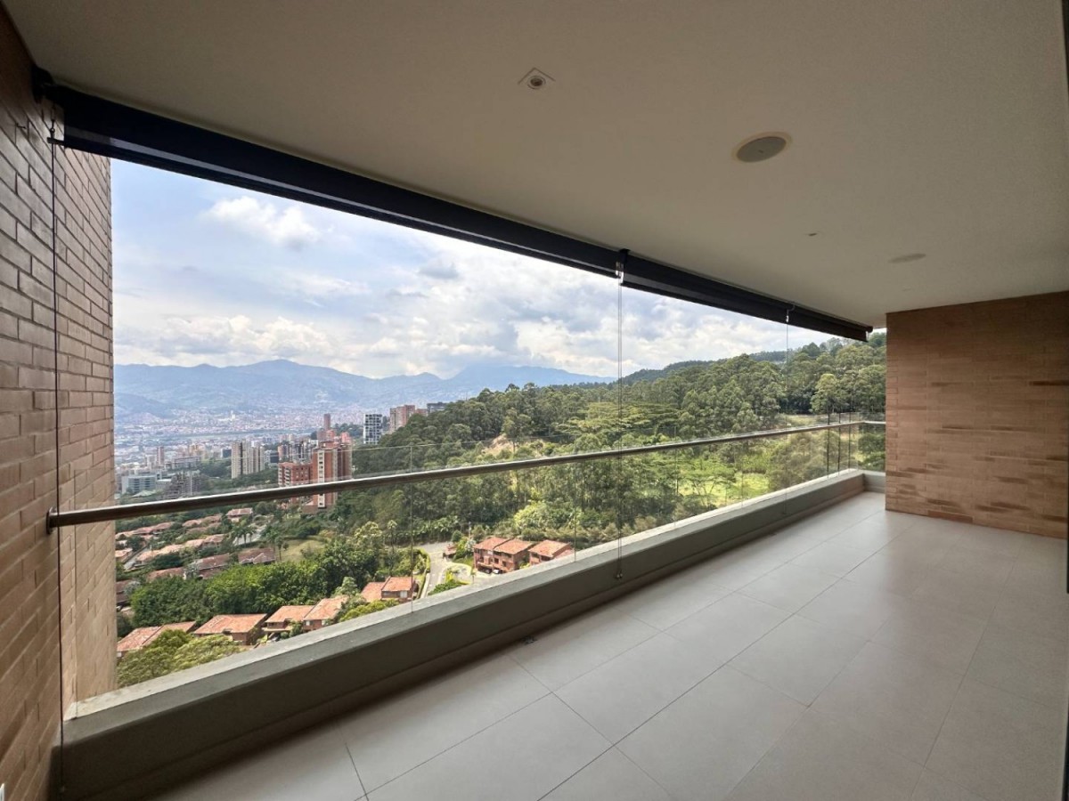 Apartamento en Arriendo en El Poblado, Medellín