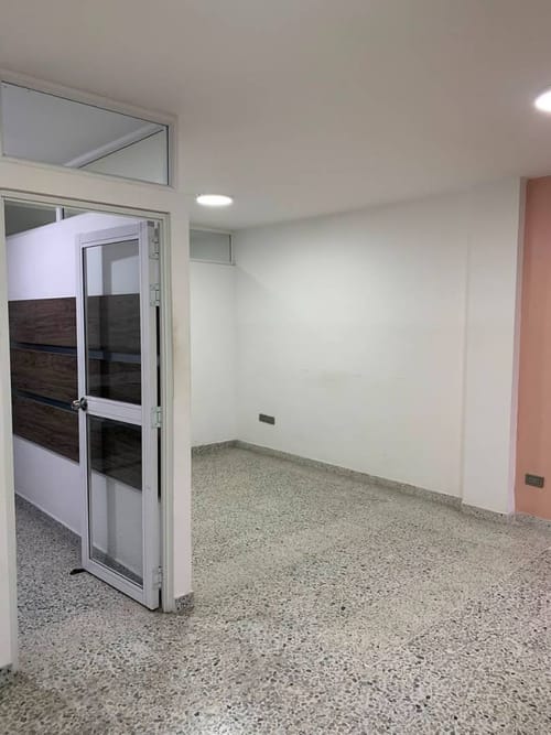 Oficina en arriendo en Centro, Bucaramanga, 35 m² · foto 7 de 9