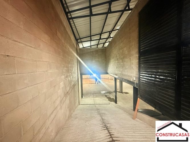 Bodega en arriendo en Belén Altavista, Medellín, 400 m² · foto 6 de 6