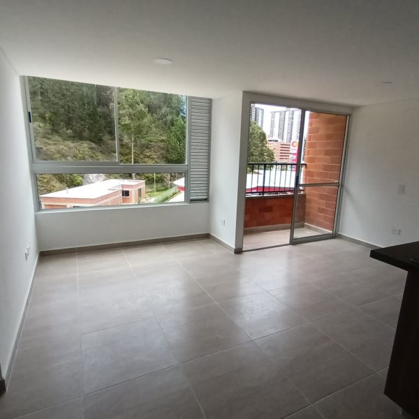 Apartamento en arriendo en Cuatro Esquinas, Rionegro · foto 2 de 11