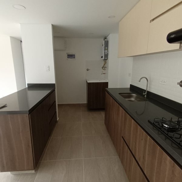 Apartamento en arriendo en Cuatro Esquinas, Rionegro · foto 4 de 11