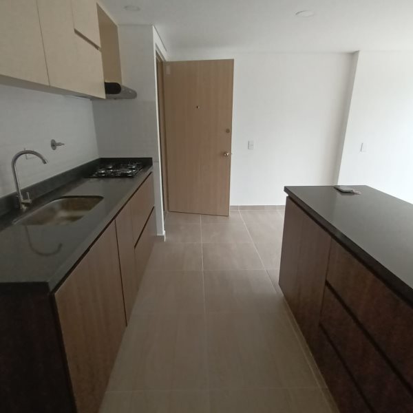 Apartamento en arriendo en Cuatro Esquinas, Rionegro · foto 5 de 11