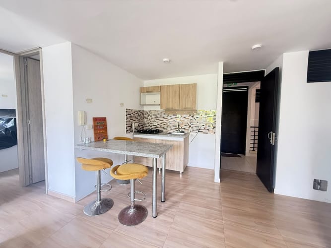 Apartamento de 2 alcobas en venta en Las Palmas, Ricaurte, 58 m² · foto 4 de 15