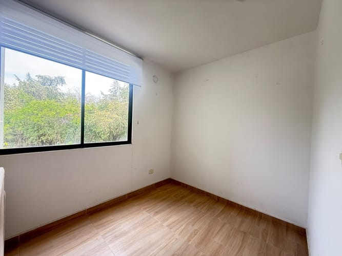 Apartamento de 2 alcobas en venta en Las Palmas, Ricaurte, 58 m² · foto 10 de 15