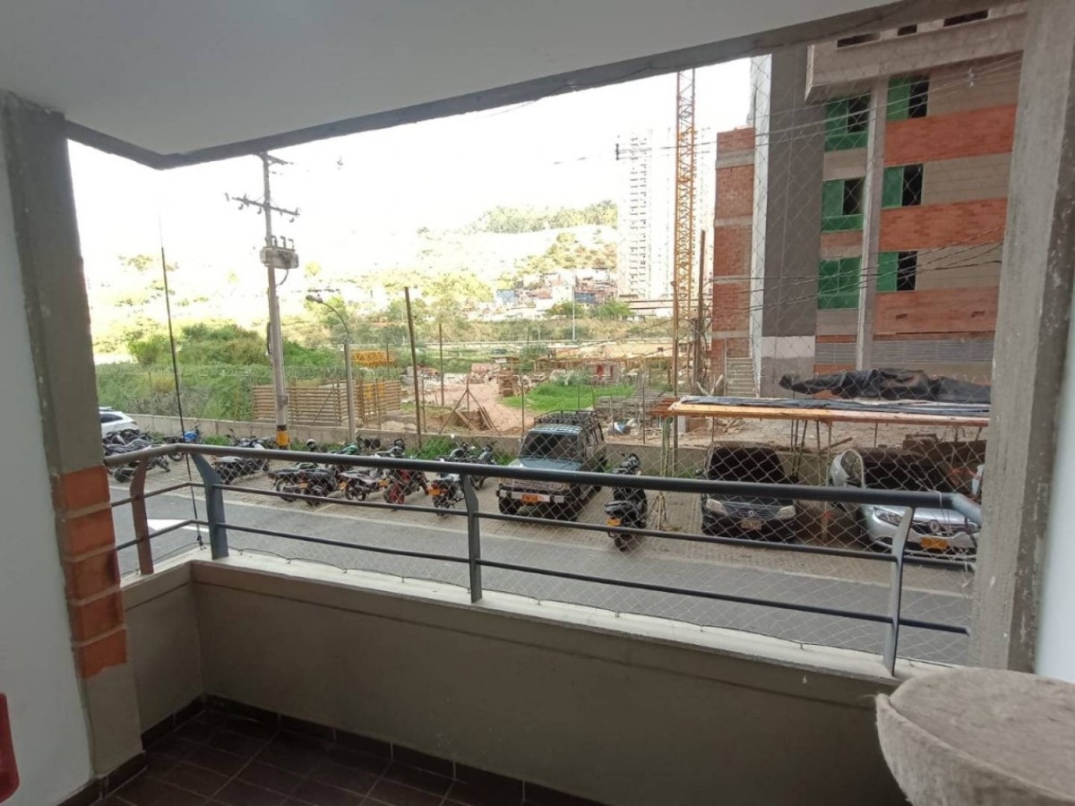Apartamento en venta en La Gabriela, Medellín · foto 8 de 15