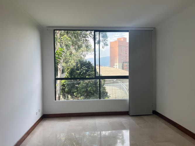 Apartamento de 3 alcobas en arriendo en Santa María De Los Ángeles, Medellín, 143 m² · foto 12 de 17