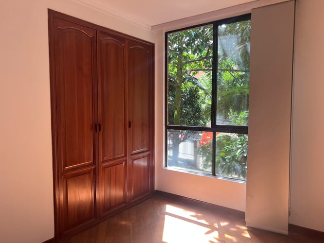 Apartamento de 3 alcobas en arriendo en Santa María De Los Ángeles, Medellín, 143 m² · foto 10 de 17