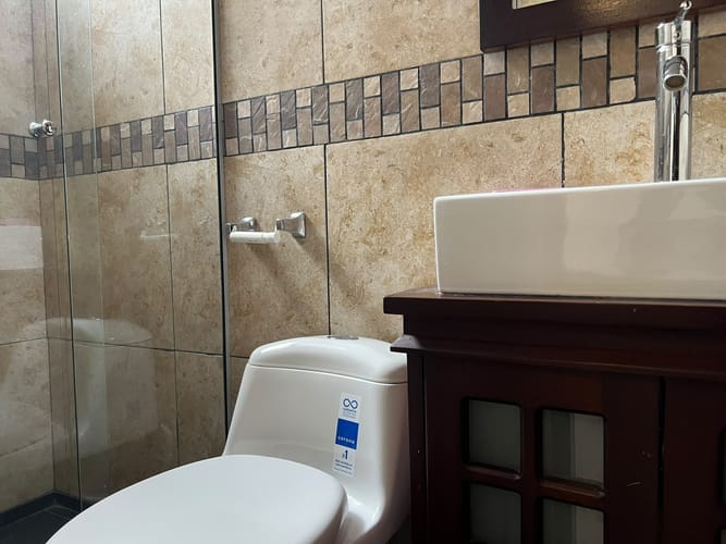 Apartamento de 3 alcobas en arriendo en El Poblado, Medellín, 127 m² · foto 19 de 19