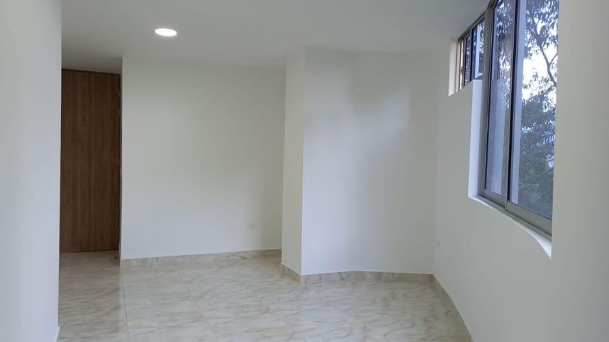 Apartaestudio en arriendo en El Campestre, Medellín, 40 m² · foto 4 de 9