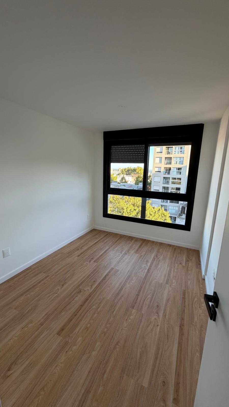Alquiler Apartamento Un Dormitorio Con Cochera Opcional En Cordón · Foto 10