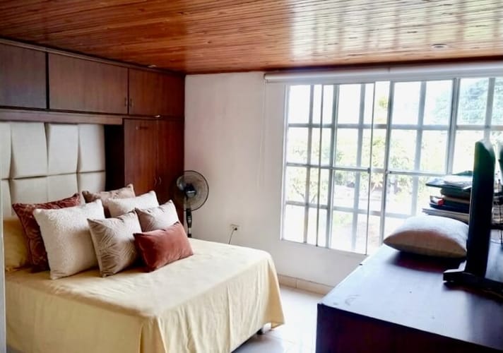 Casa de 3 alcobas en venta en Piedra Pintada, Ibagué, 265 m² · foto 14 de 21