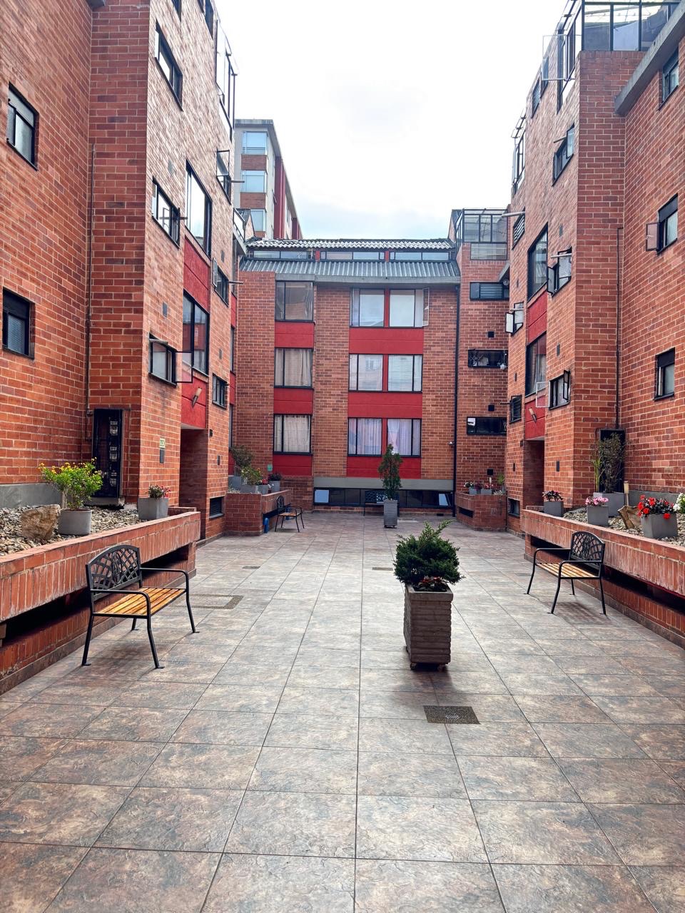 Apartamento en venta en Cedritos, Bogotá · foto 17 de 24