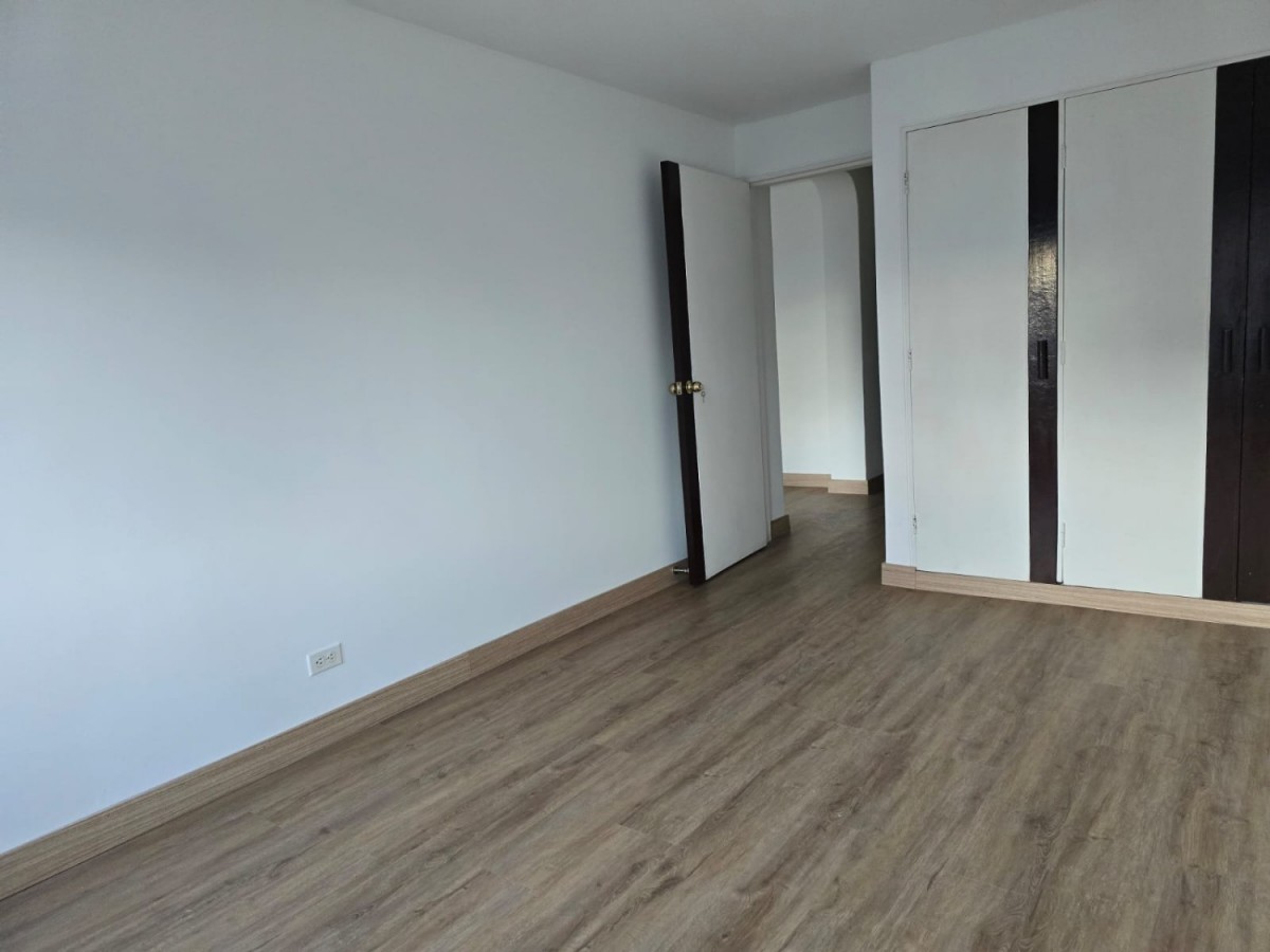Apartamento en venta en Puente Largo, Bogotá · foto 6 de 24