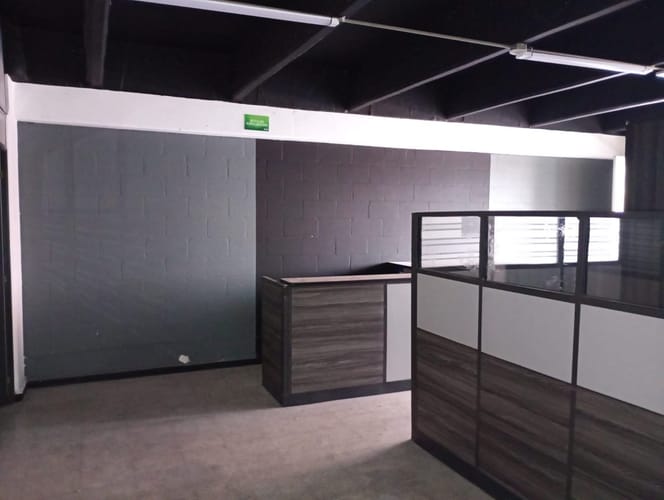 Bodega en arriendo en Viviendas Del Sur, Itagüí, 212 m² · foto 8 de 14