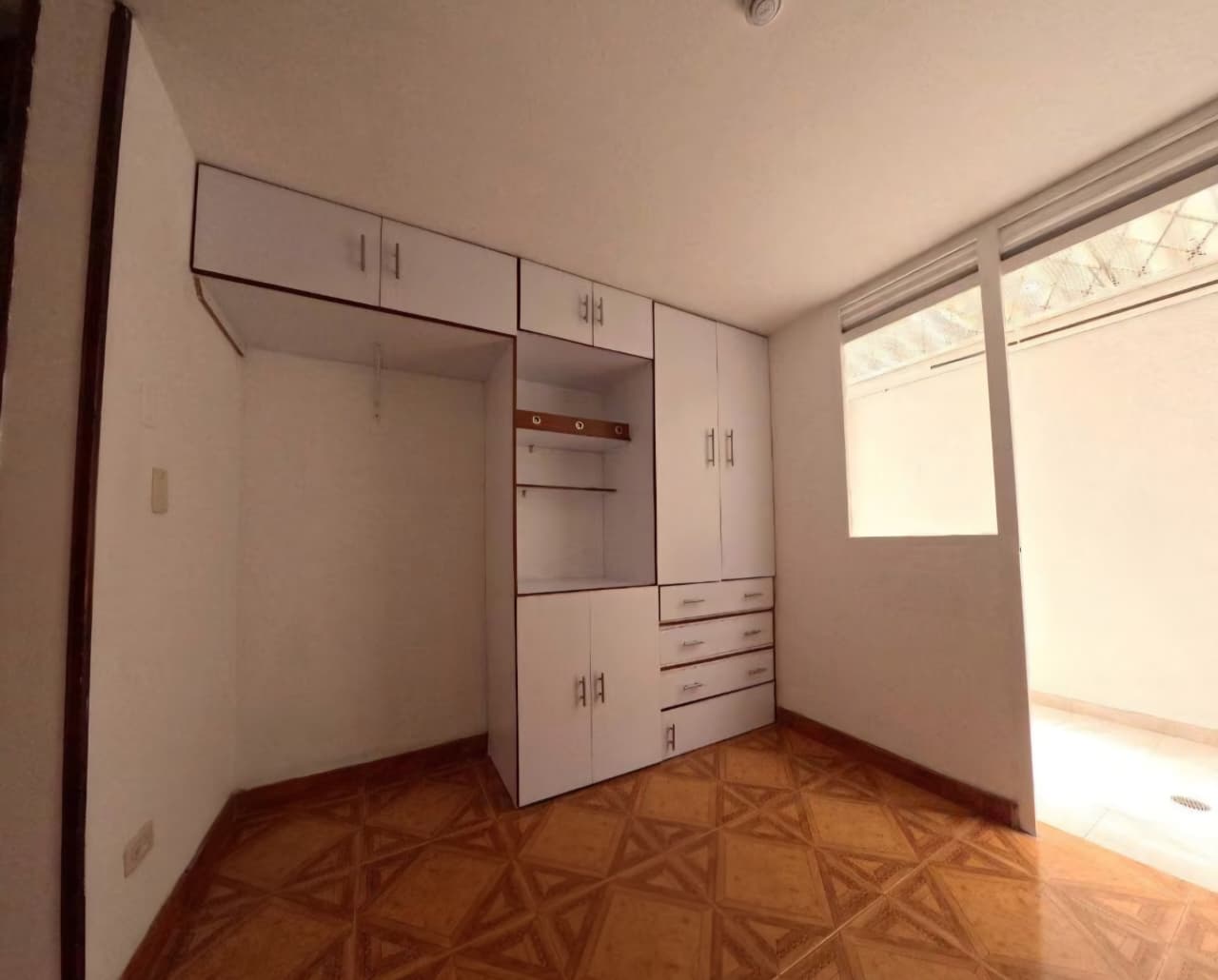 Casa en venta en Portales Del Monte, Bogotá · foto 6 de 17