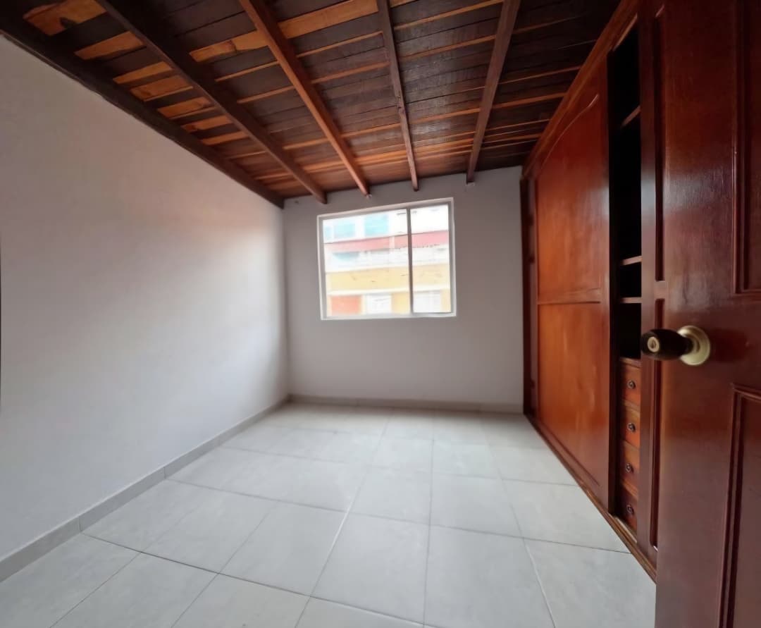 Casa en venta en Portales Del Monte, Bogotá · foto 16 de 17