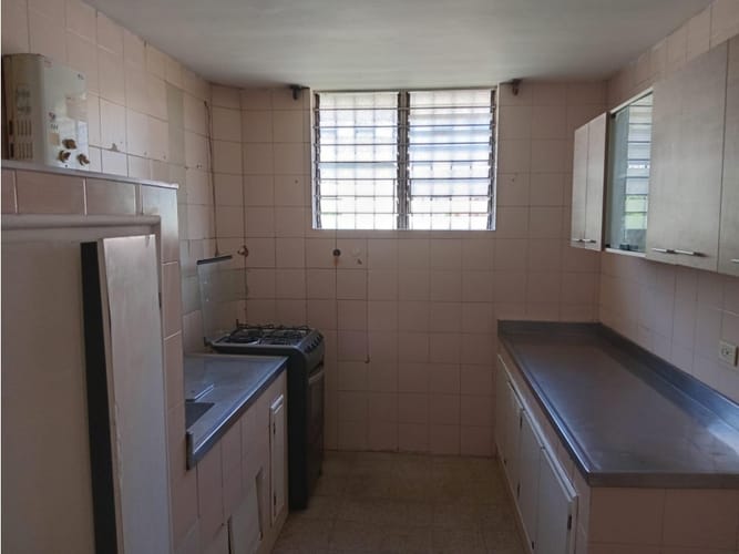 Casa de 5 alcobas en arriendo en Lorena, Medellín, 200 m² · foto 2 de 16
