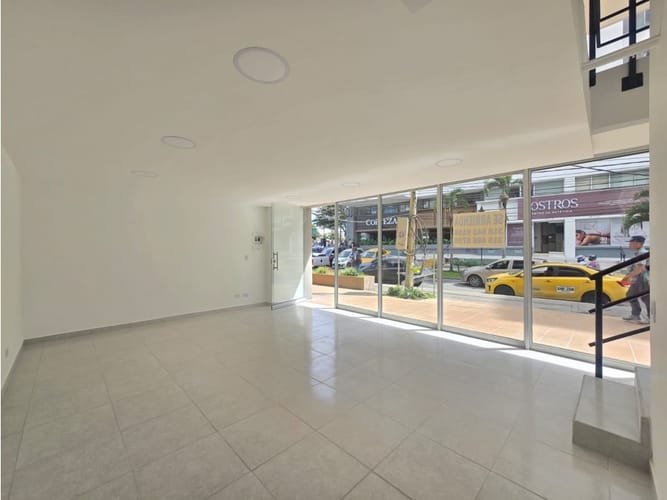 Local en arriendo en Fundadores, Armenia, 80 m² · foto 2 de 12