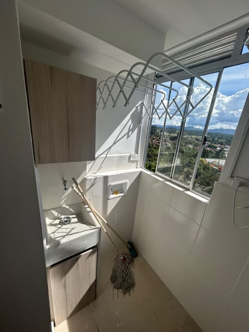 Apartamento de 2 alcobas en arriendo en Cuchillas De San Jose, Rionegro, 55 m² · foto 6 de 12