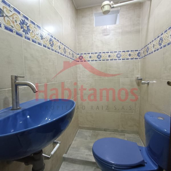 Casa en arriendo en El Dorado, Envigado · foto 9 de 15