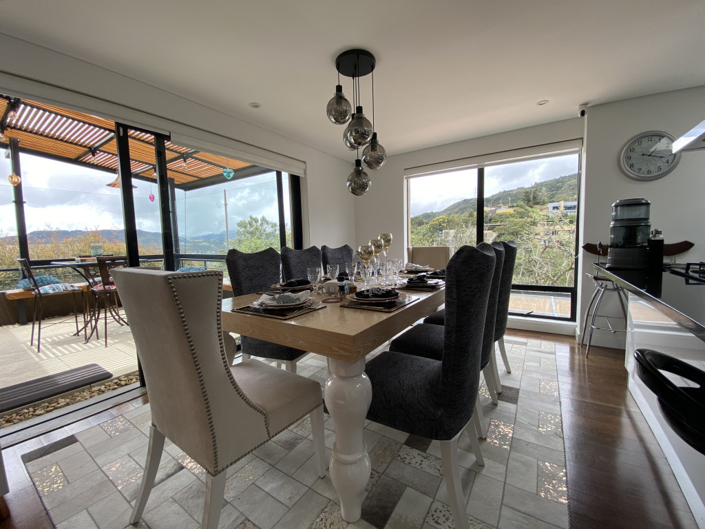Casa en venta en Vereda El Salitre, La Calera · foto 2 de 24