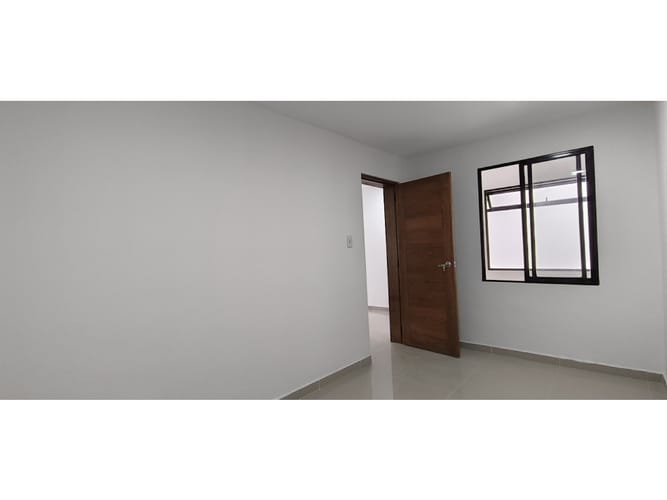 Apartamento de 4 alcobas en arriendo en La Castellana, Medellín, 180 m² · foto 7 de 18