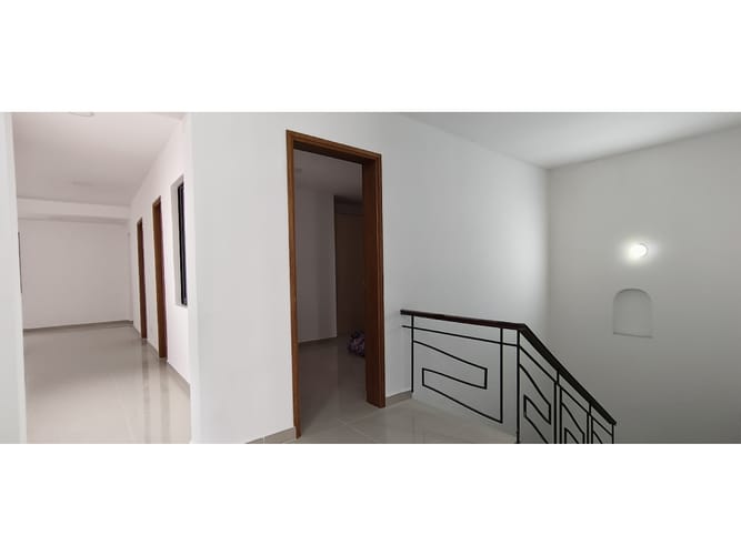 Apartamento de 4 alcobas en arriendo en La Castellana, Medellín, 180 m² · foto 12 de 18