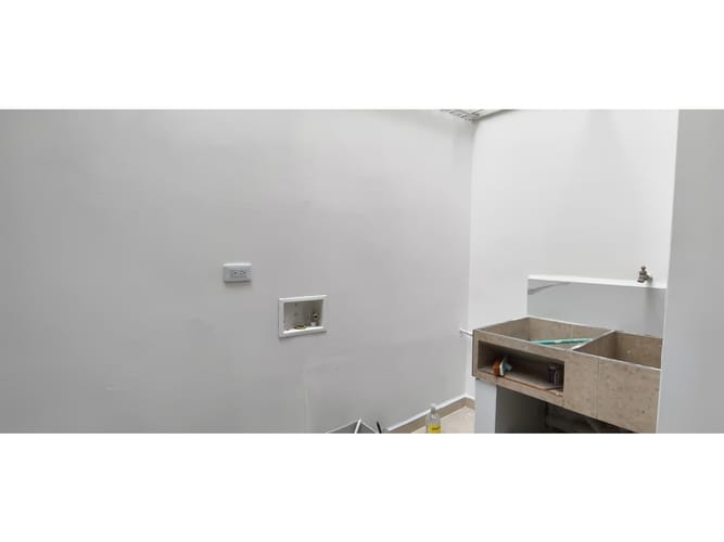 Apartamento de 4 alcobas en arriendo en La Castellana, Medellín, 180 m² · foto 16 de 18