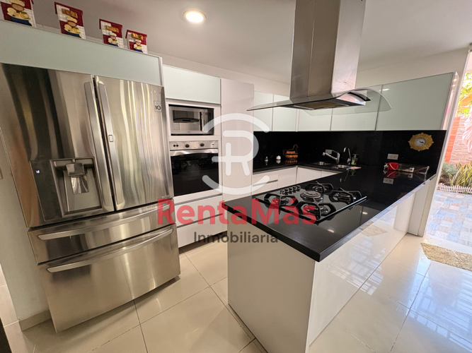 Casa de 3 alcobas en arriendo en La Floresta, Los Patios, 180 m² · foto 3 de 24