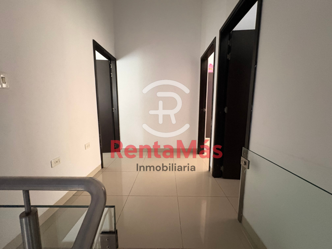 Casa de 3 alcobas en arriendo en La Floresta, Los Patios, 180 m² · foto 8 de 24