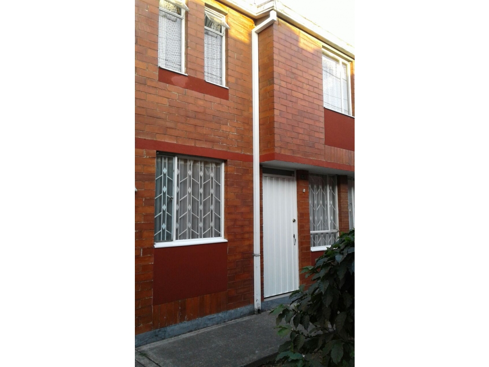 Casa en venta en Zona Franca, Bogotá · foto 2 de 23