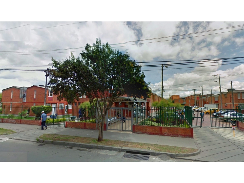 Casa en venta en Zona Franca, Bogotá · foto 3 de 23