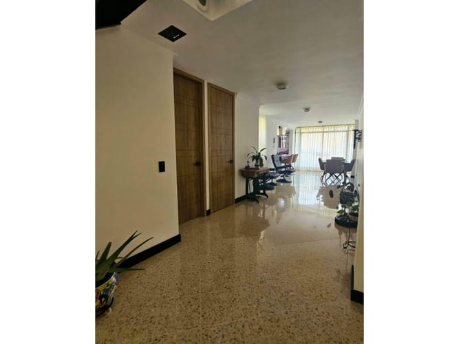Apartamento de 4 alcobas en venta en La Castellana, Medellín, 137 m² · foto 6 de 20