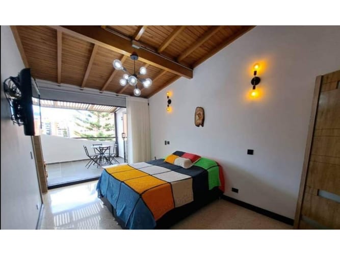 Apartamento de 4 alcobas en venta en La Castellana, Medellín, 137 m² · foto 7 de 20