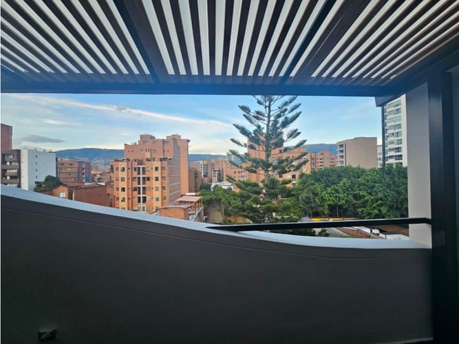 Apartamento de 4 alcobas en venta en La Castellana, Medellín, 137 m² · foto 19 de 20