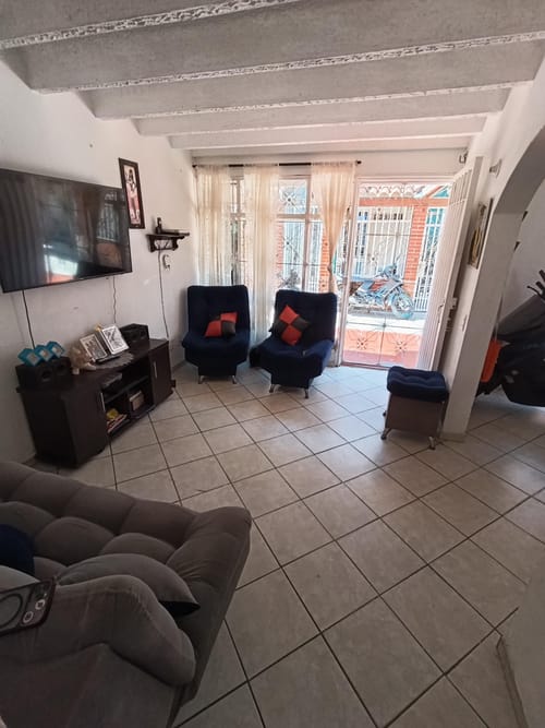 Casa de 3 alcobas en venta en Casa Linda, Girón, 81 m² · foto 4 de 13