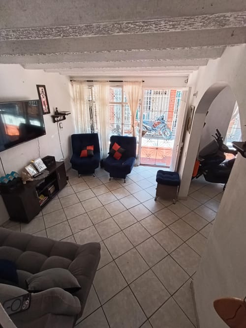 Casa de 3 alcobas en venta en Casa Linda, Girón, 81 m² · foto 6 de 13