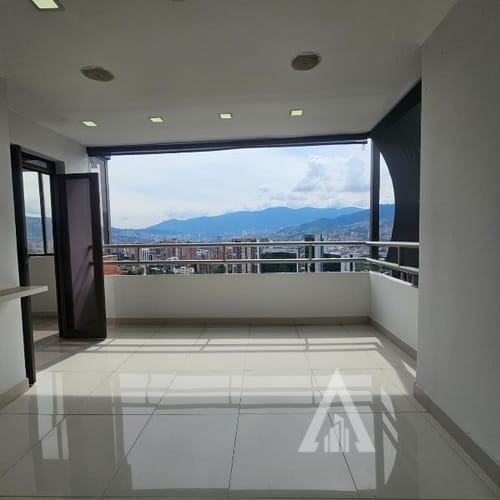 Apartamento de 4 alcobas en arriendo en El Diamante No. 2, Medellín, 160 m² · foto 19 de 24