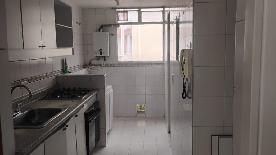 Apartamento de 3 alcobas en venta en Villa Nova, Bogotá, 75 m² · foto 4 de 17