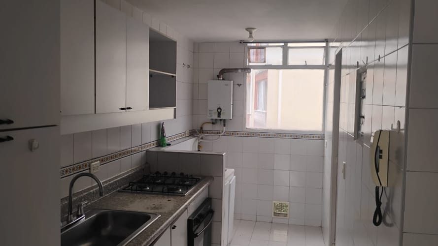 Apartamento de 3 alcobas en venta en Villa Nova, Bogotá, 75 m² · foto 5 de 17