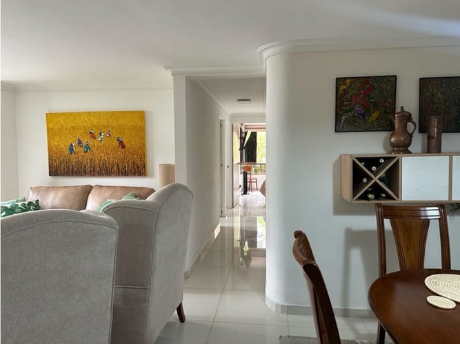 Apartamento de 3 alcobas en venta en El Poblado, Medellín, 84 m² · foto 6 de 24