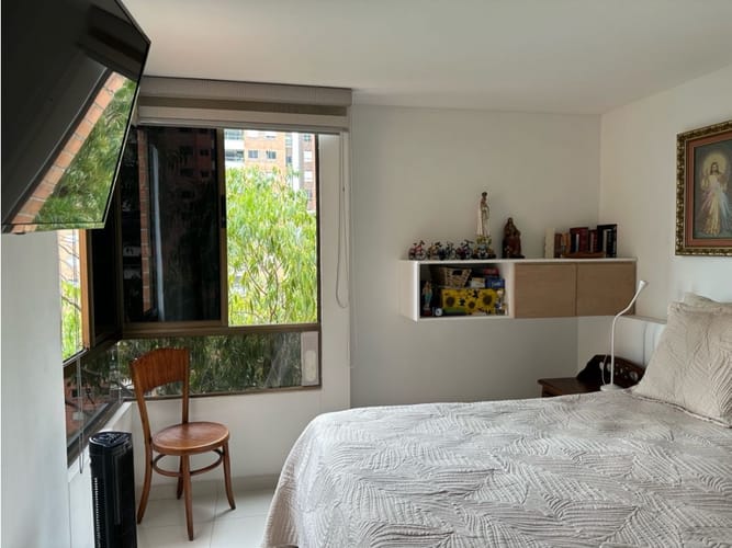 Apartamento de 3 alcobas en venta en El Poblado, Medellín, 84 m² · foto 17 de 24