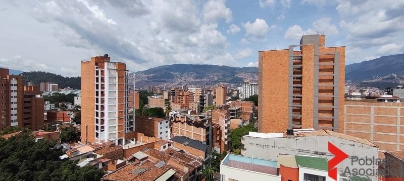 Apartamento de 3 alcobas en arriendo en Florida Nueva, Medellín, 115 m² · foto 9 de 24