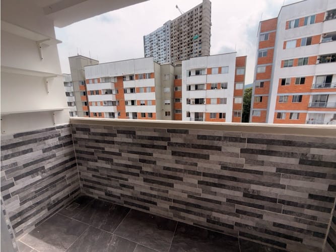 Apartamento de 2 alcobas en arriendo en Loma De San Jose, Medellín, 60 m² · foto 8 de 18