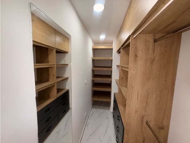 Apartamento de 2 alcobas en arriendo en Loma De San Jose, Medellín, 60 m² · foto 12 de 18